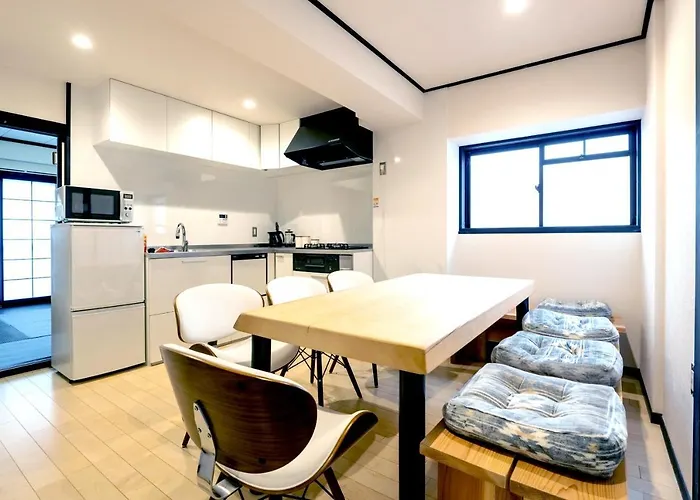 Nozawa Onsen Basecamp