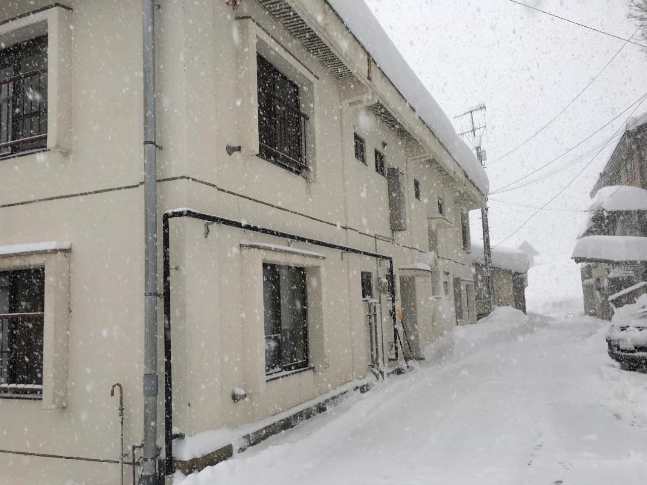 Lodge Onsen Basecamp *